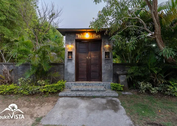 Wooden Puri 3* Uluwatu
